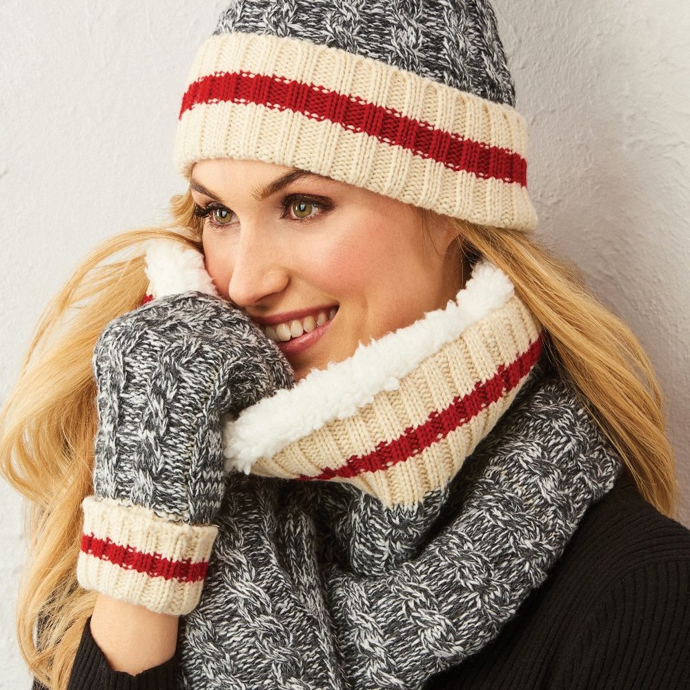 Charlie Paige Marled Yarn Winter Hat Set